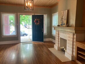 1123 S Lewis Pl in Tulsa, OK - Building Photo - Building Photo