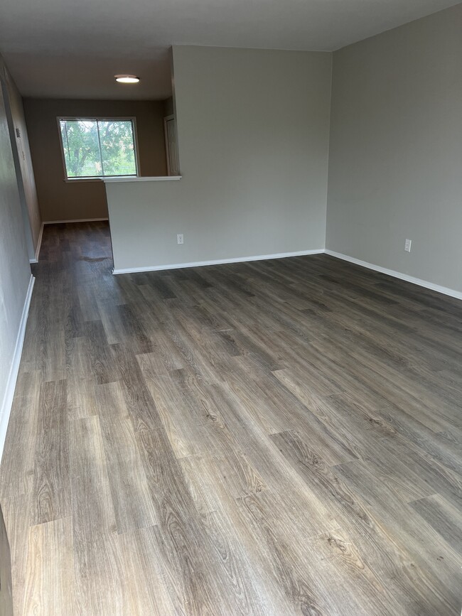property at 2906 Prairie Flower Cir