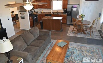 9080 Red Baron Blvd in Reno, NV - Building Photo - Building Photo