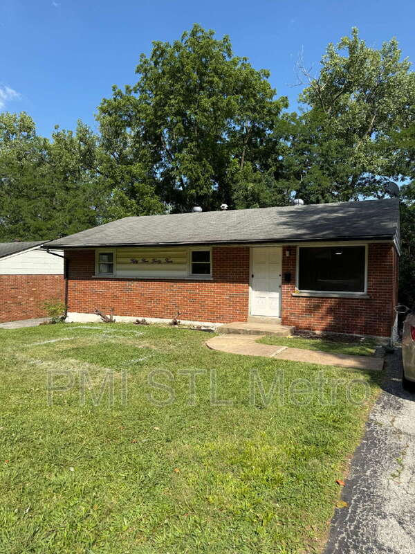 property at 5544 Albia Terrace
