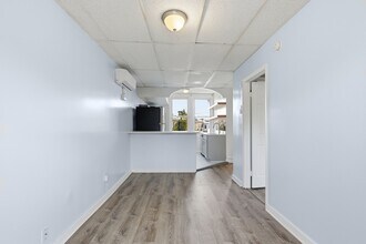 3221 The Alameda in Baltimore, MD - Building Photo - Building Photo