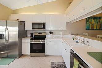 905 Addington Ct in Venice, FL - Building Photo - Building Photo