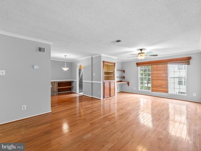 1109 Huntmaster Terrace NE in Leesburg, VA - Building Photo - Building Photo