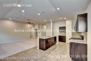 21607 Surrey Ln in Lago Vista, TX - Building Photo - Building Photo
