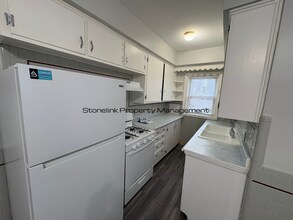 15 Hawkins St in Providence, RI - Building Photo - Building Photo