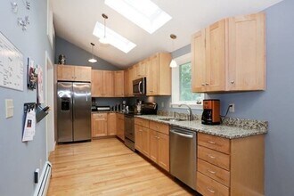 80 Adams St in Lexington, MA - Building Photo - Building Photo