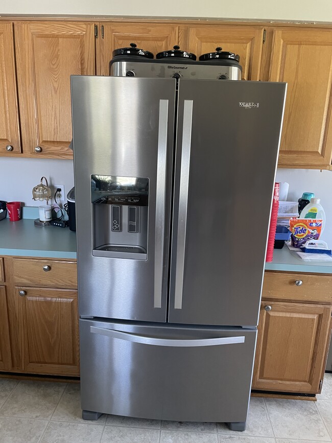 property at 1015 Nantucket Dr