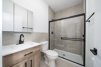 224 Garfield Ave in Jersey City, NJ - Building Photo - Building Photo