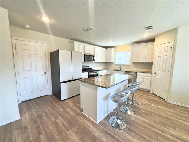 property at 1932 Fox Glove St