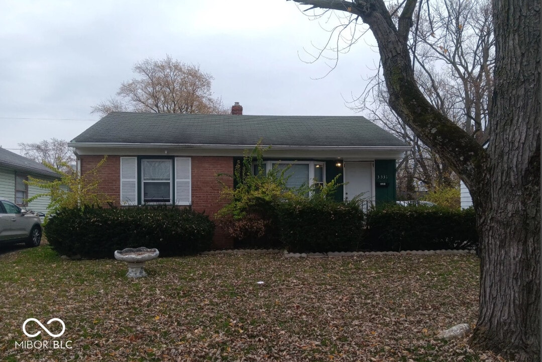 3331 Manor Ct in Indianapolis, IN - Building Photo