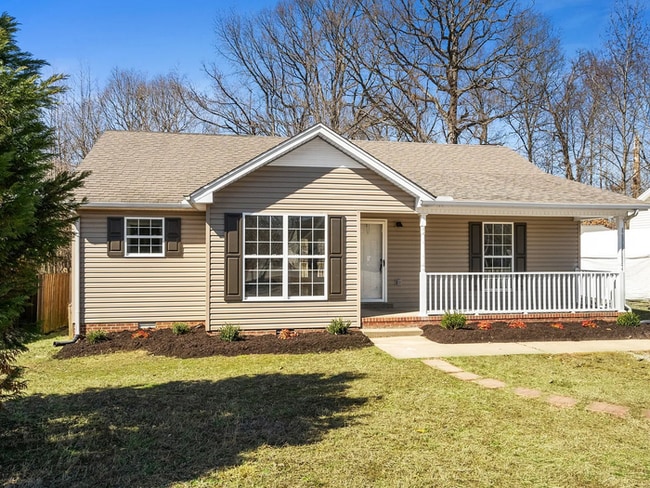 property at 636 Laramie Dr