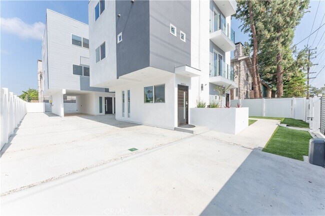 property at 6843 Haskell Ave
