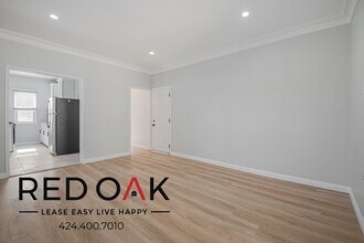 855 Irolo St in Los Angeles, CA - Foto de edificio - Building Photo