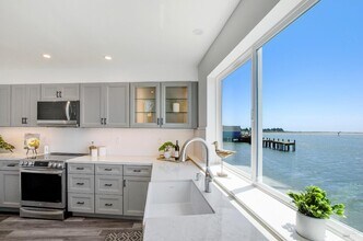 625 CA-1 in Bodega Bay, CA - Building Photo - Building Photo