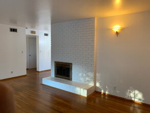 315 N Abbott Ave in Milpitas, CA - Building Photo - Building Photo