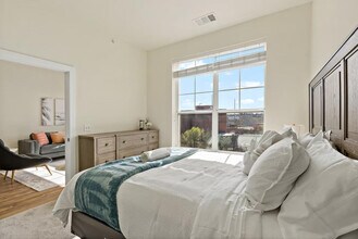 2321 Mill Rd in Alexandria, VA - Building Photo - Building Photo