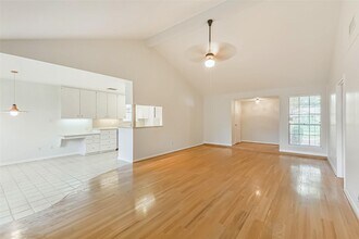 8419 Stroud Dr in Houston, TX - Building Photo - Building Photo