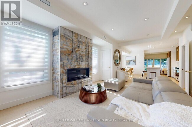 22 Pitt Ave in Toronto, ON - Building Photo - Building Photo