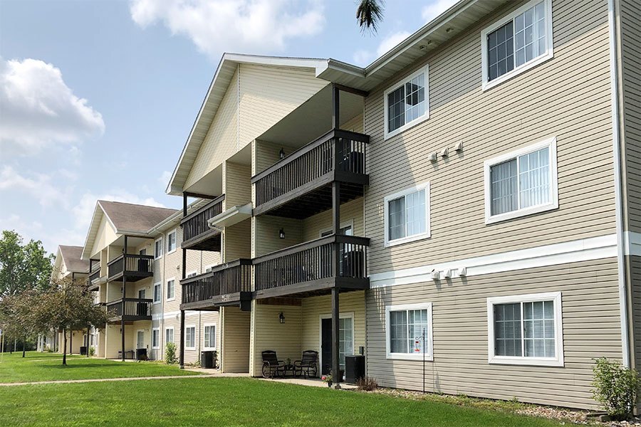 EMERALD HILL APARTMENTS in Ottumwa, IA - Building Photo