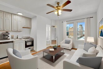 1100 N La Salle Dr in Chicago, IL - Building Photo - Building Photo