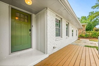 3089 Del Monico Dr in Decatur, GA - Building Photo - Building Photo