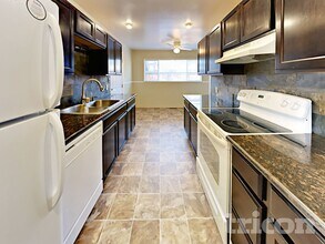 1355 Royal Dr in Reno, NV - Building Photo - Building Photo