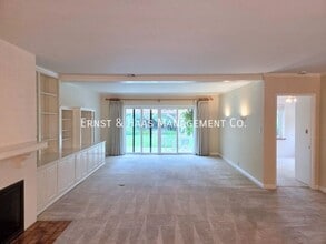 10518 Julius Ave in Downey, CA - Building Photo - Building Photo