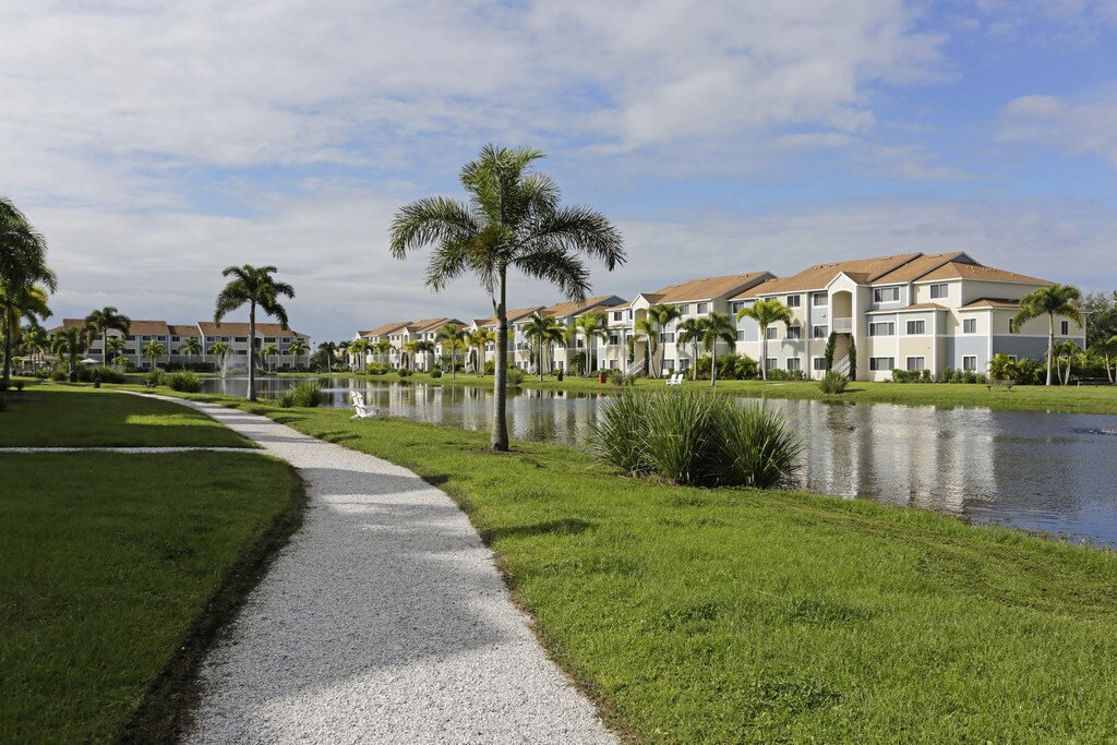 Lexington Palms at The Forum Ft. Myers, FL Apartments