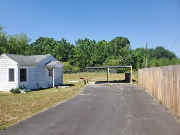 2025 Filbert Hwy in York, SC - Building Photo - Building Photo