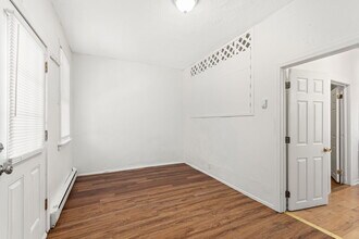 1945 Cooper St in Deptford, NJ - Building Photo - Building Photo