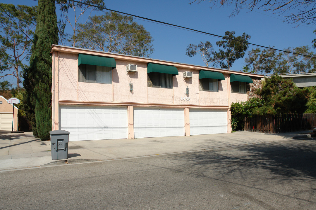 1459 Stanley Ave in Glendale, CA - Building Photo