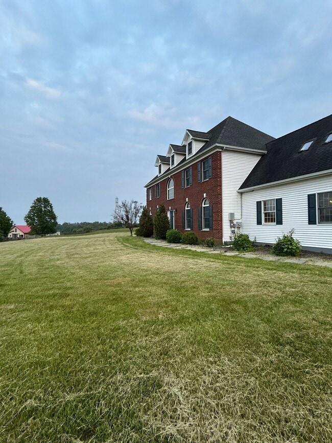 property at 9 Cambridge Dr