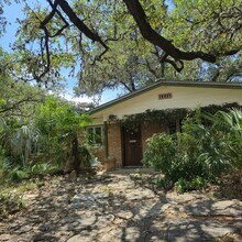 1111 W Oltorf St in Austin, TX - Building Photo - Building Photo