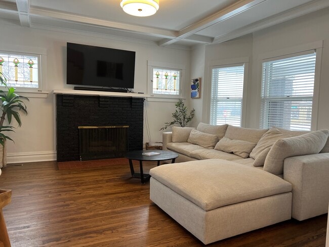1100 Ridge Rd in Wilmette, IL - Building Photo - Building Photo