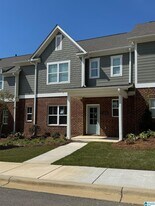 1012 Unali Ln in Leeds, AL - Building Photo