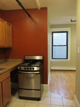 32 Alfred St in Biddeford, ME - Building Photo - Building Photo