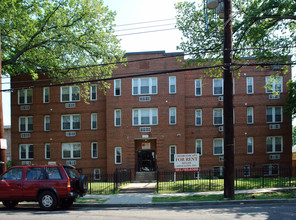 Benning Road Apartments in Washington, DC - Building Photo - Building Photo