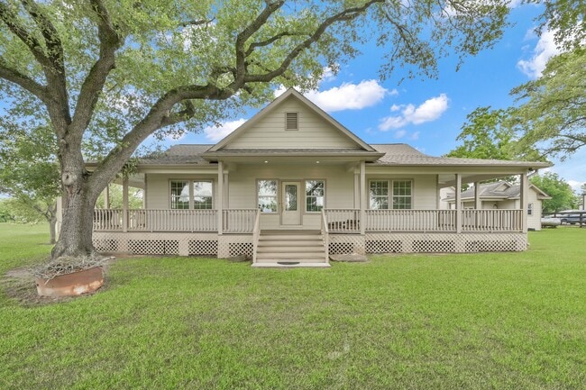 property at 10618 Hufsmith Rd