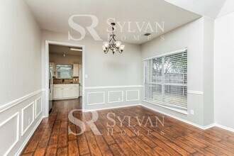 1428 Willow Wood Dr in Carrollton, TX - Building Photo - Building Photo