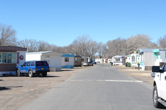 Homestead Mobile Home Park in Albuquerque, NM - Foto de edificio - Building Photo