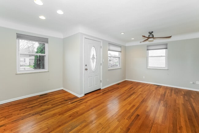 4914 Lincoln Ave in Parma, OH - Building Photo - Building Photo