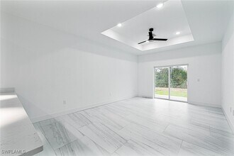 5125-5127 24th St SW in Lehigh Acres, FL - Building Photo - Building Photo