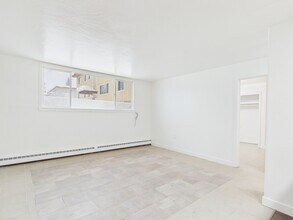 829 17th Ave in Fairbanks, AK - Building Photo - Building Photo