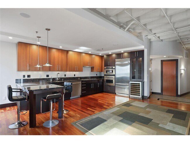 601 S Marquette Ave in Minneapolis, MN - Building Photo - Building Photo