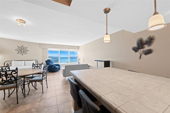 3700 Galt Ocean Dr in Fort Lauderdale, FL - Building Photo - Building Photo