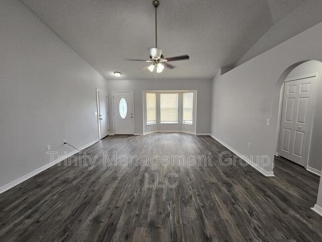 12325 Shafton Rd in Spring Hill, FL - Building Photo - Building Photo