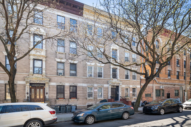 736 Park Pl in Brooklyn, NY - Building Photo - Building Photo