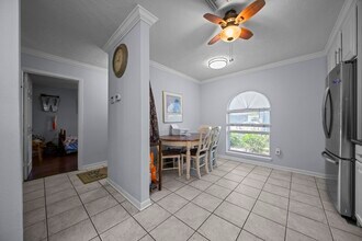 8606 Twisting Vine Ln in Houston, TX - Building Photo - Building Photo