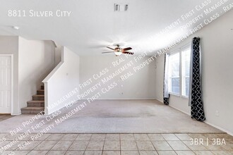 8811 Silver City in San Antonio, TX - Building Photo - Building Photo