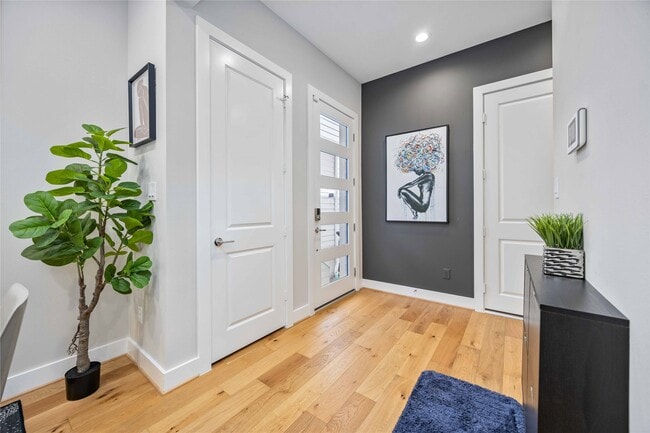 5821 Kansas St in Houston, TX - Building Photo - Building Photo